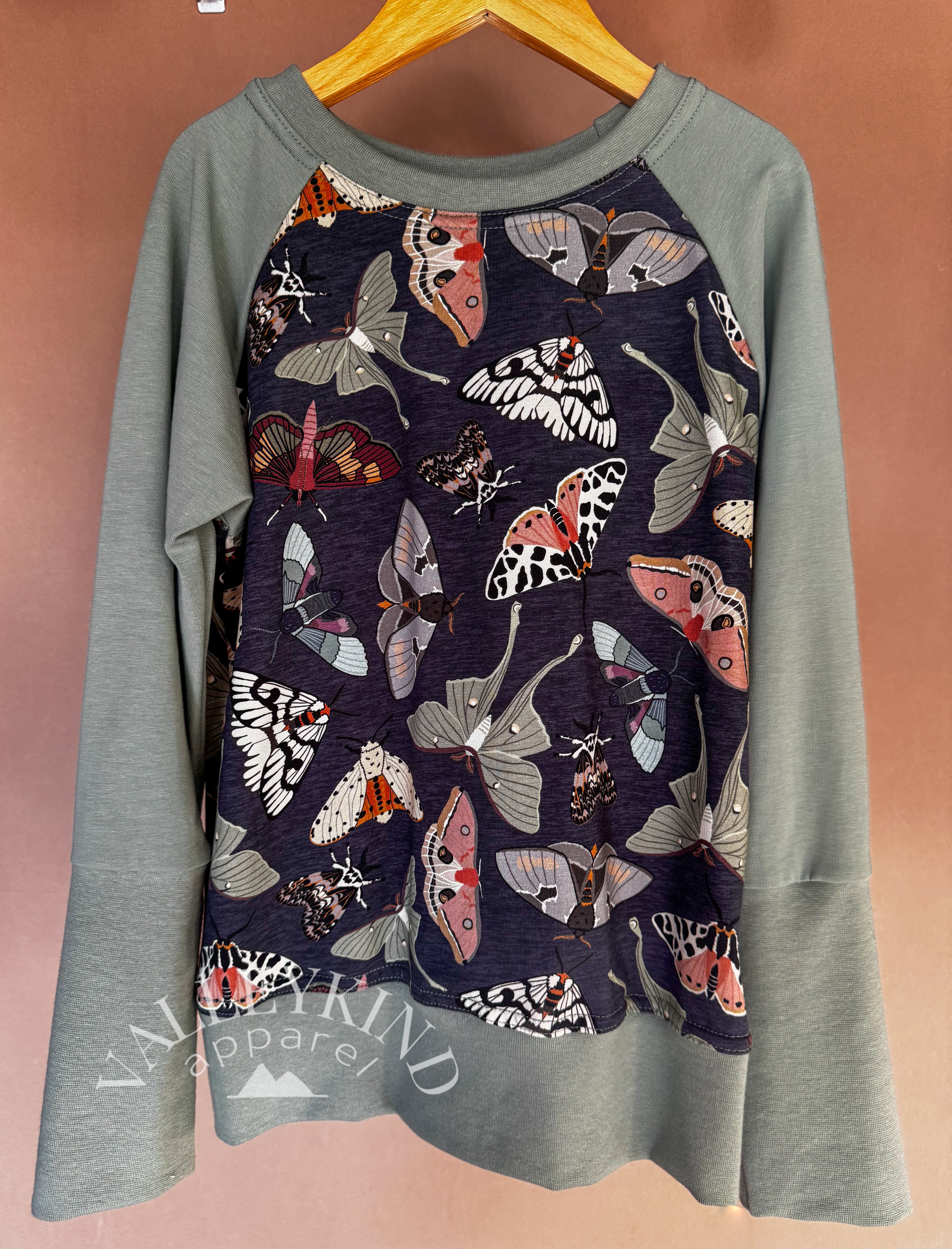 Grow with Me Night Moths Raglan 6Y-9Y